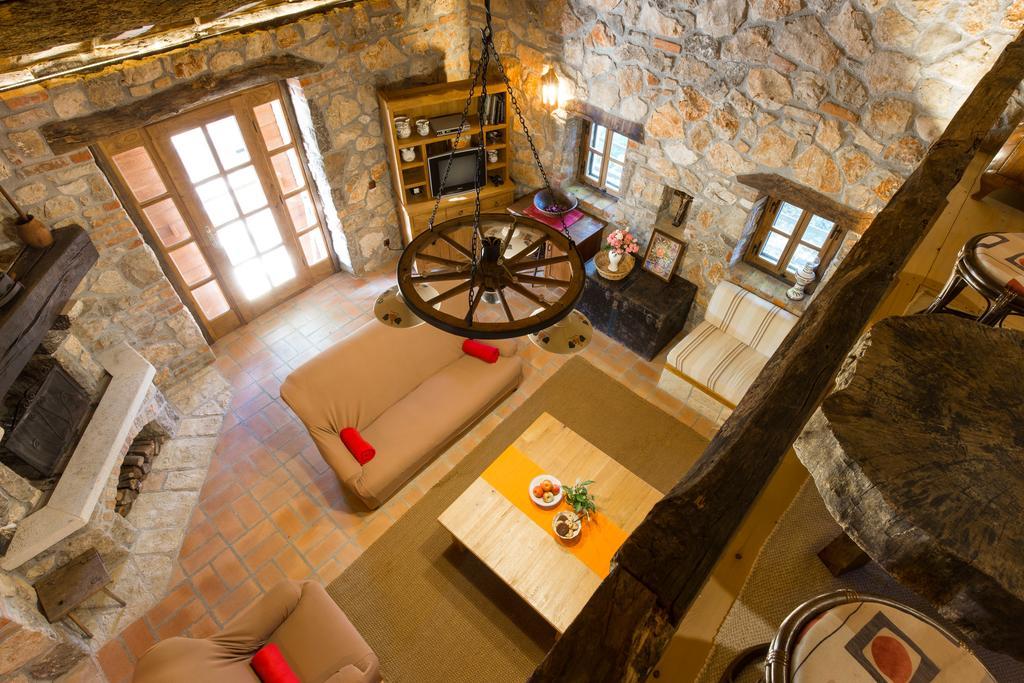 Zamelinjak Vilă Vrbnik (Primorje-Gorski Kotar)